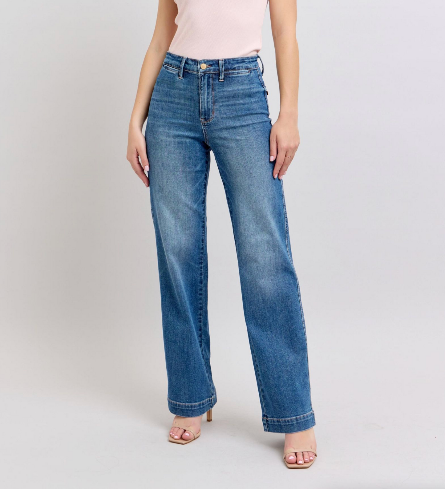 Monica Straight Leg Jean { Reg }