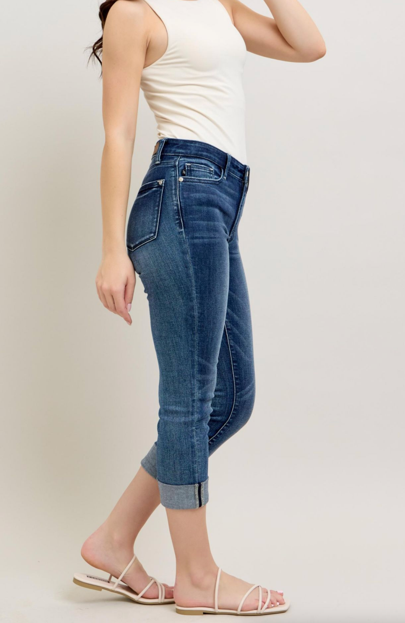 Michelle Cuffed Capri { Reg }