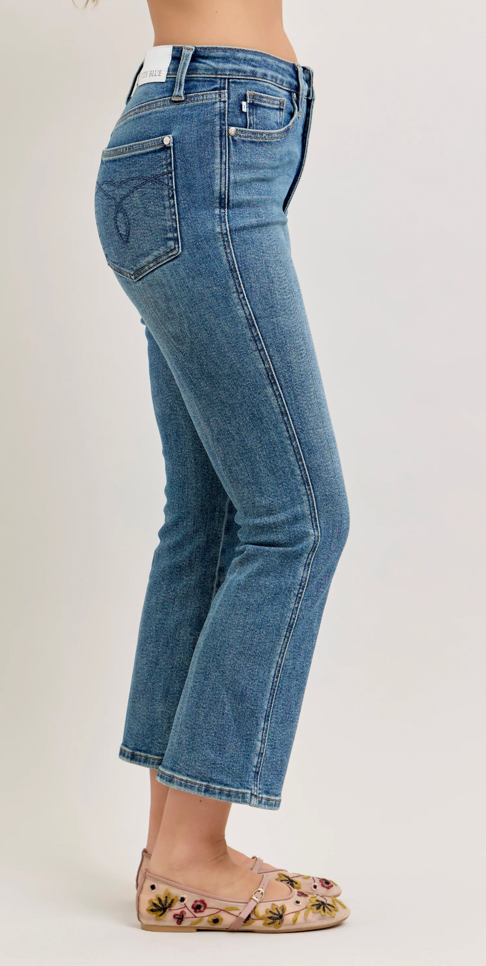 Ela Kick Flare Jean { Reg }