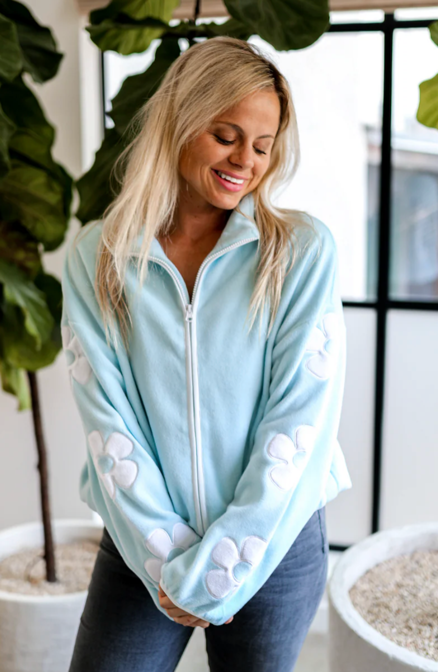 Retro Weekend Fleece Full Zip ~ Daisies/Ice Blue