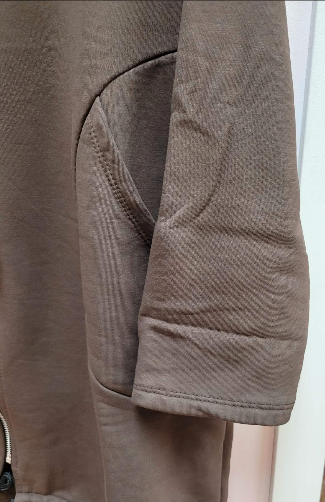 Zip Up Hooded Sweatshirt ~ Brown