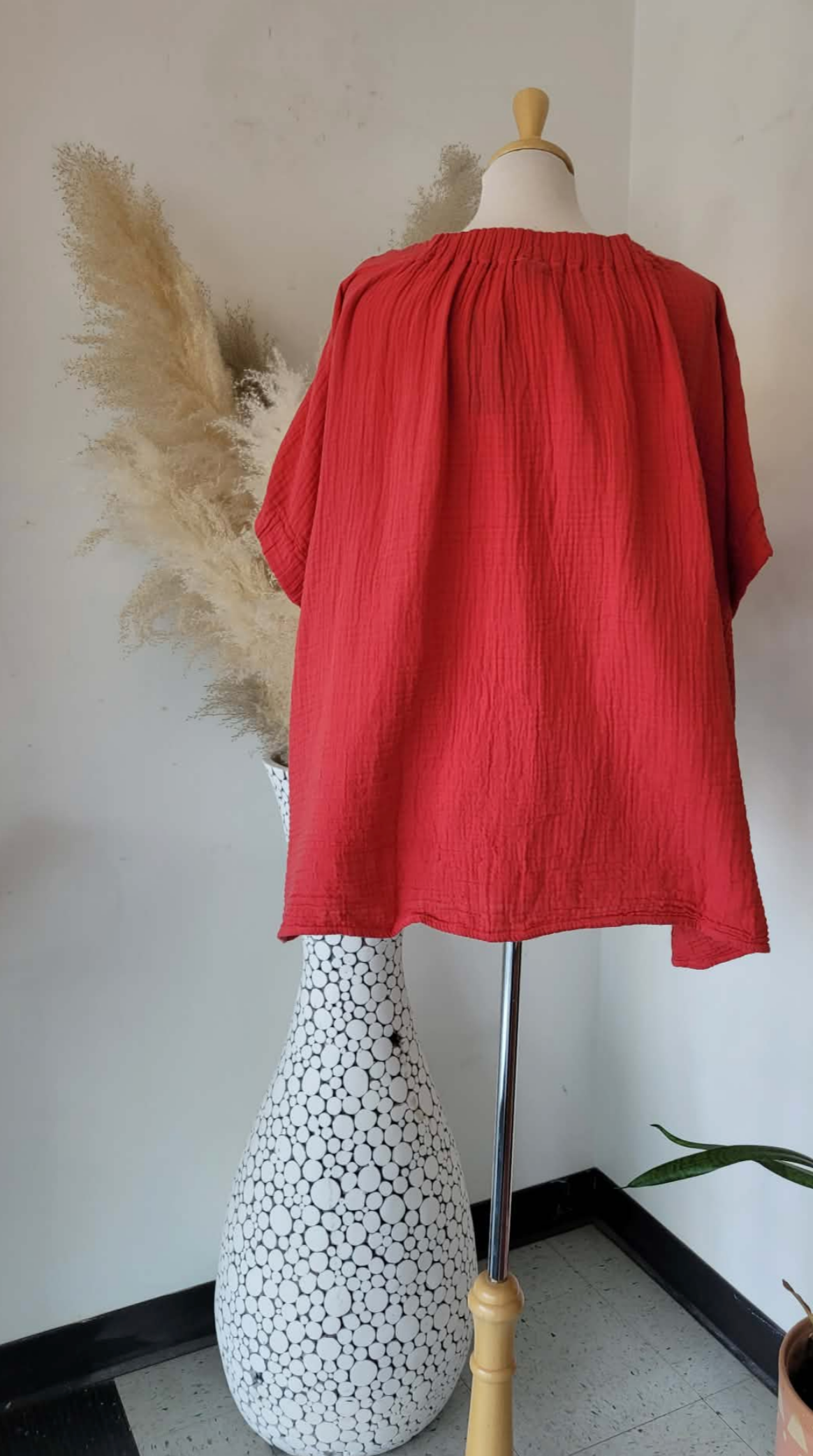 Monna Top ~ Lipstick Red