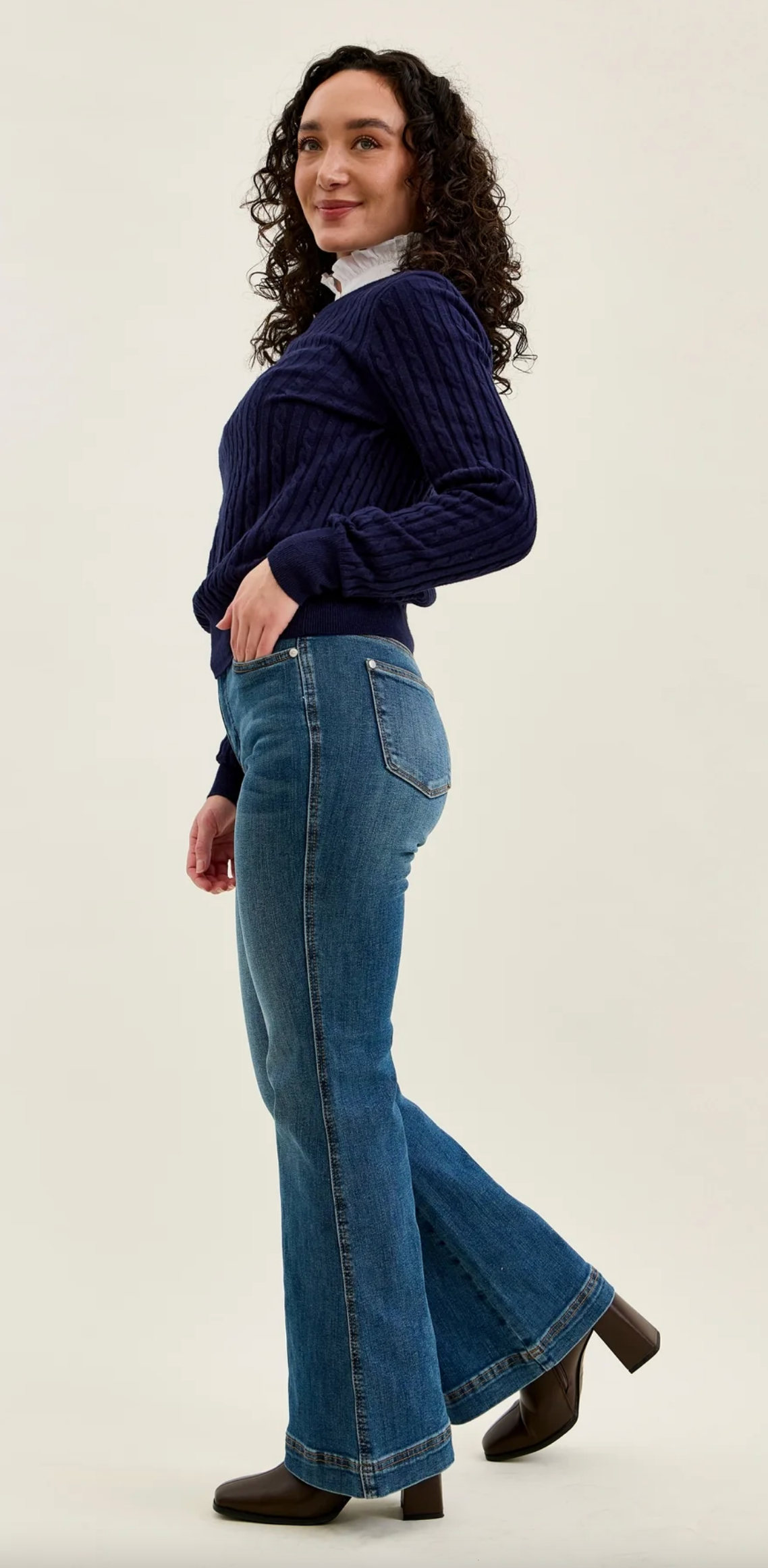 Angelina Petite Flare { Reg }
