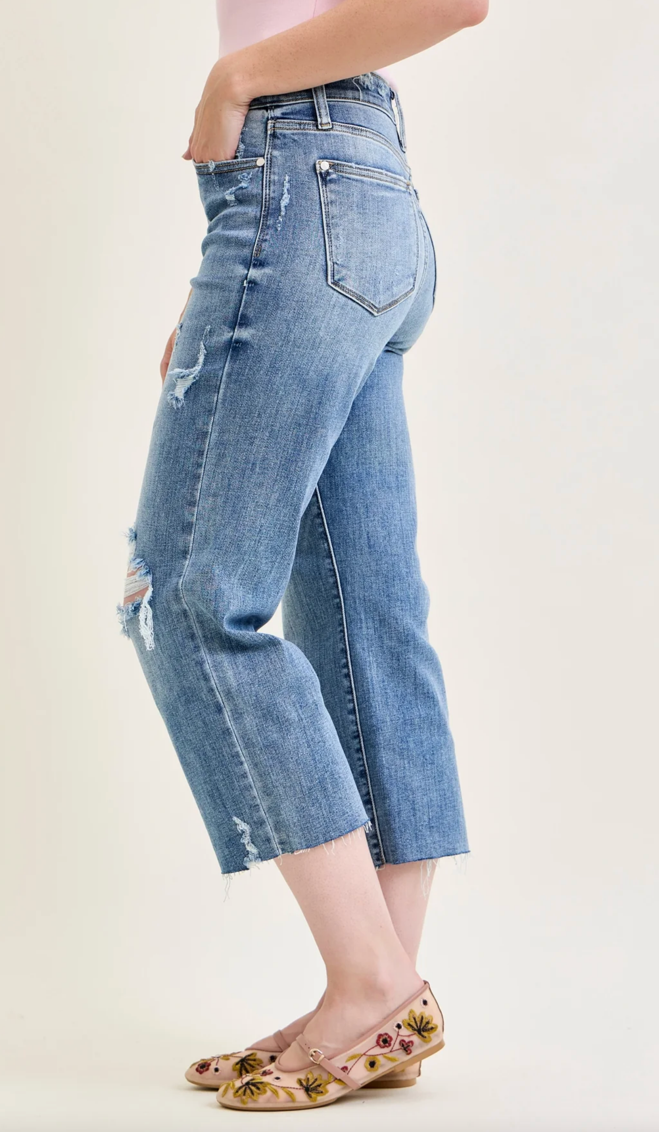 Celeste Distressed Wide Leg Crop { Reg & Curve }