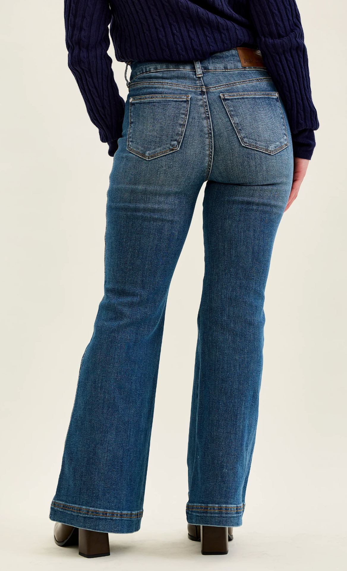 Angelina Petite Flare { Reg }