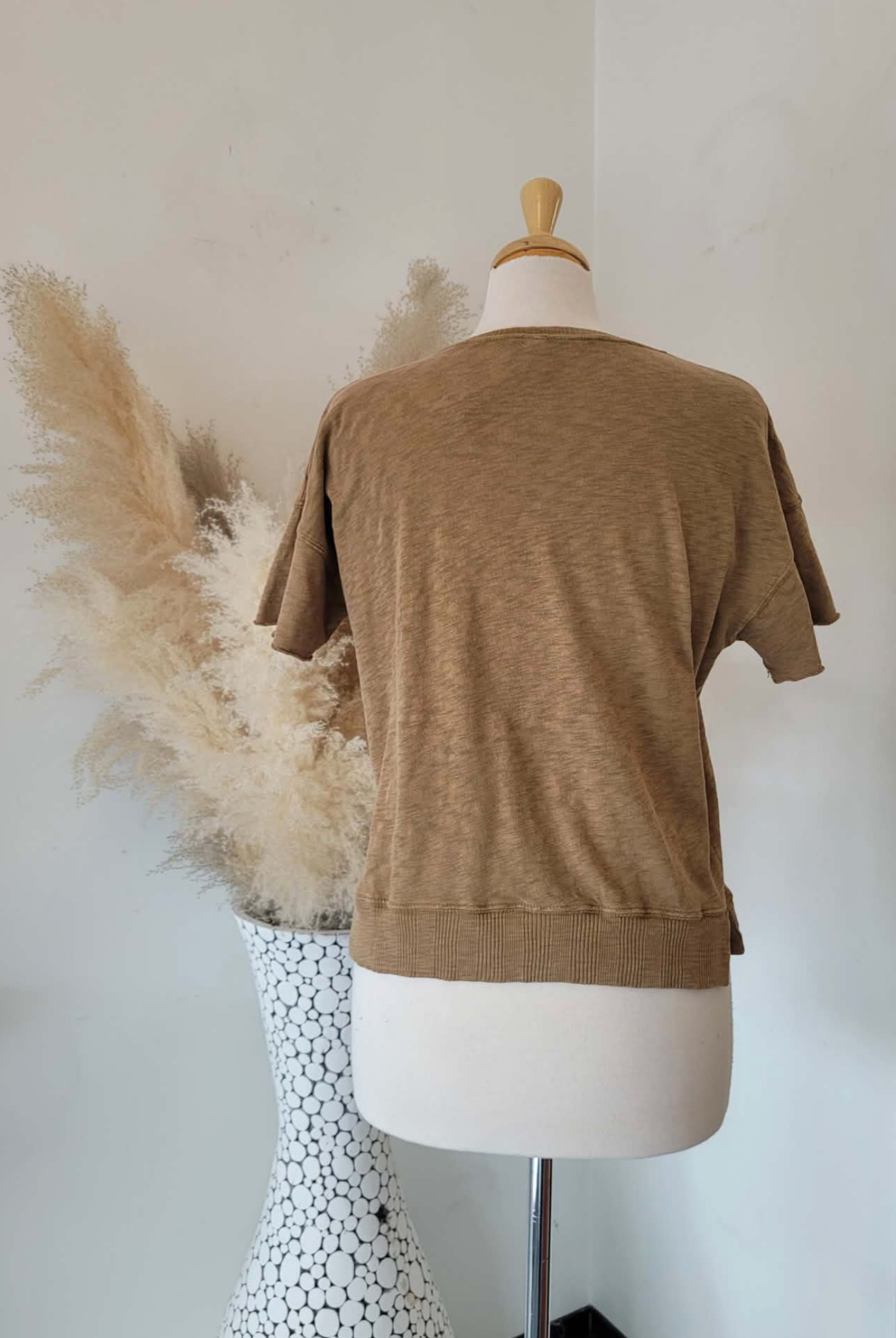 Drew Drop Tee - Pale Gold