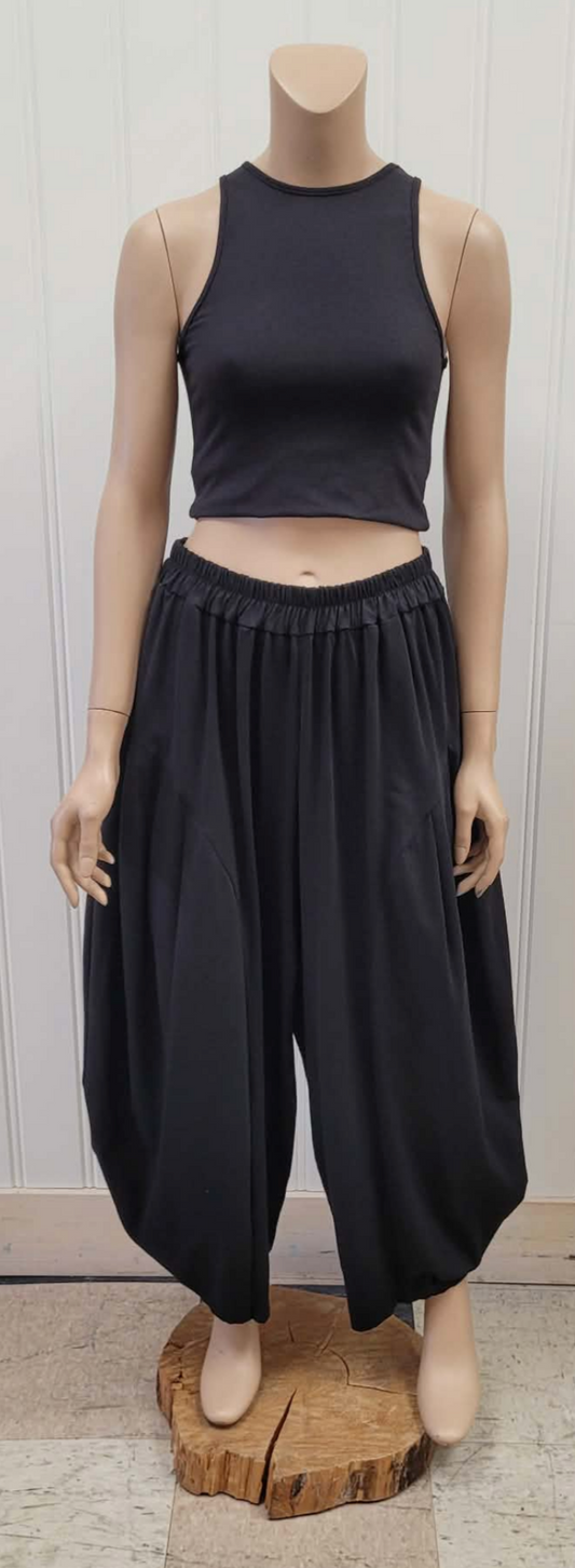 Soft Barrel Crop Pants ~ 2 Colours