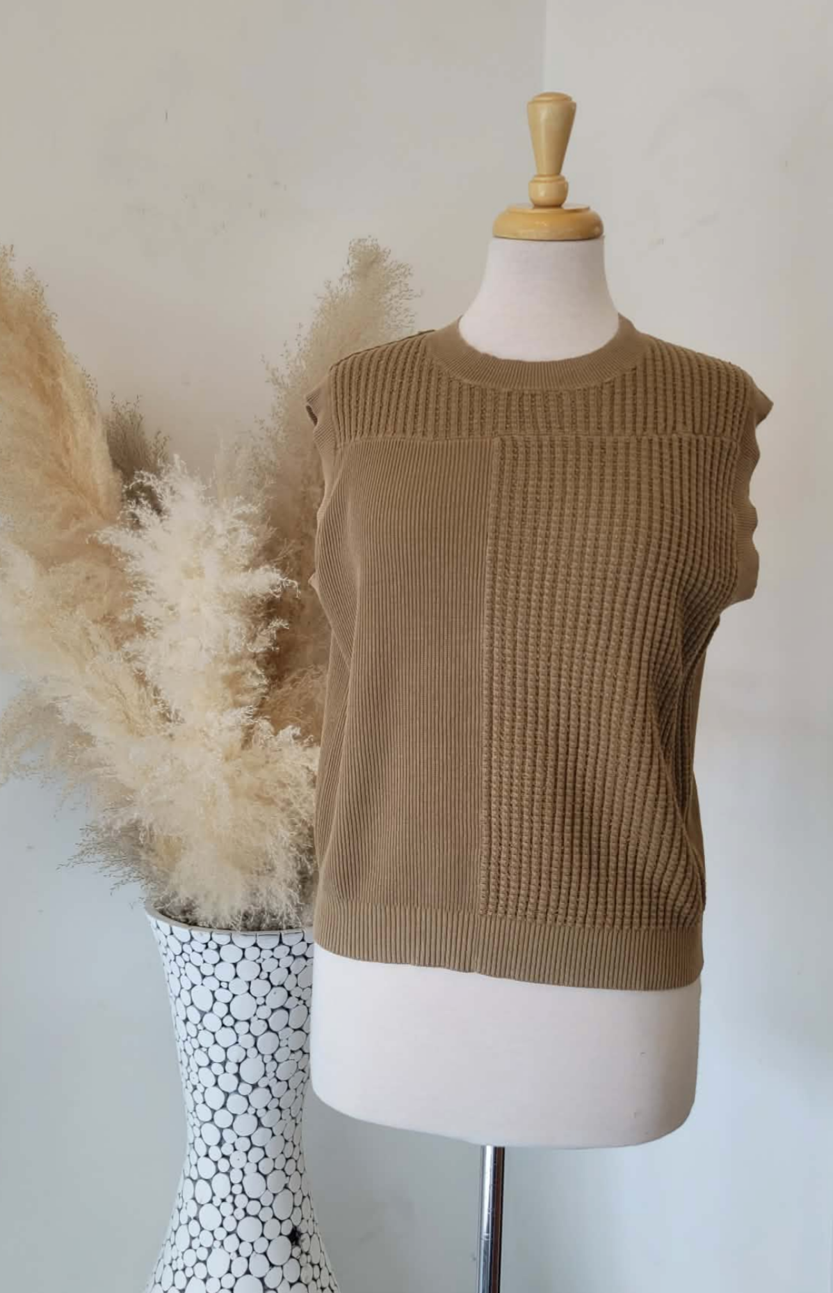 Sweater Seamed Vest ~ 2 Colours