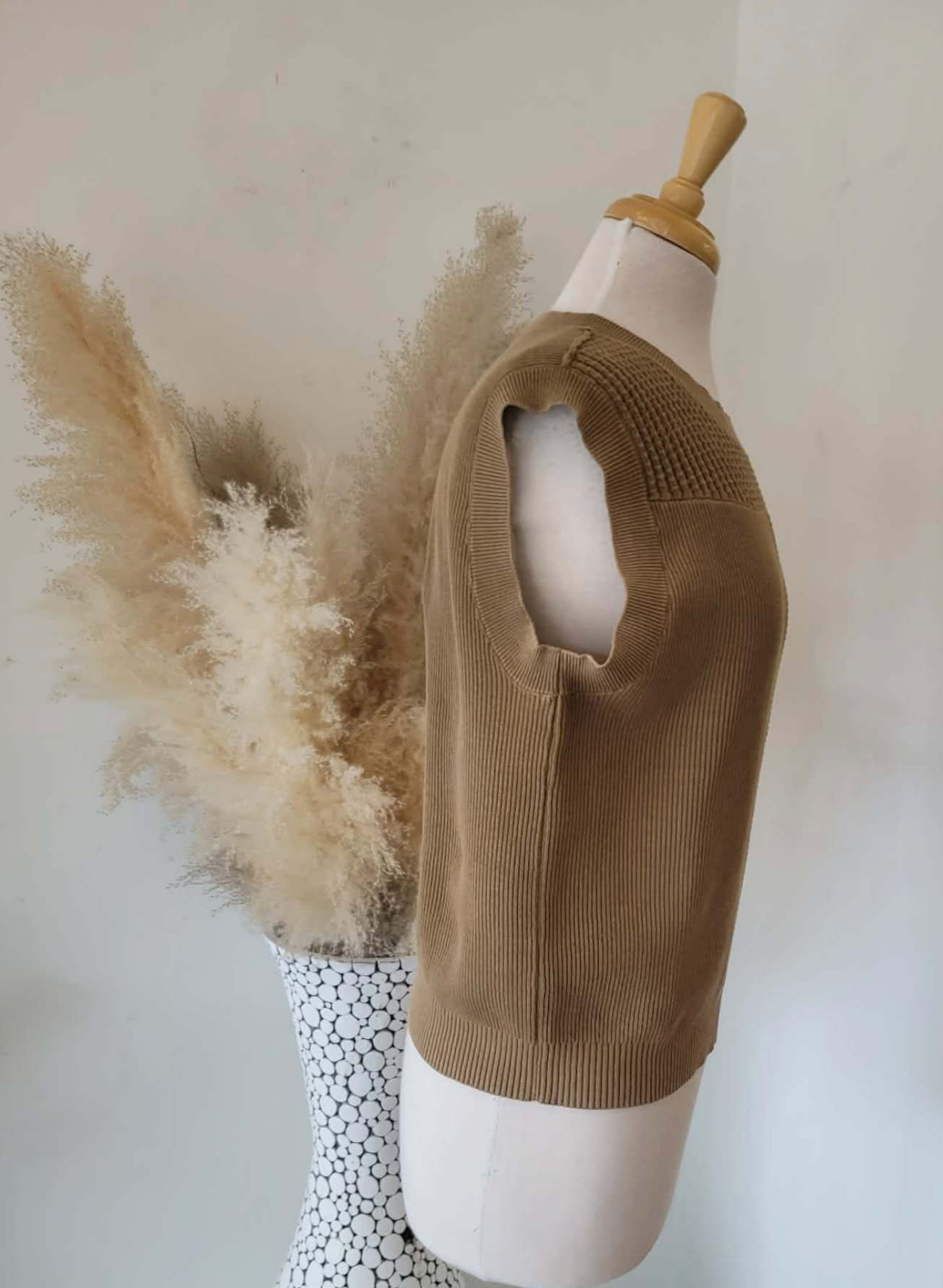 Sweater Seamed Vest ~ 2 Colours