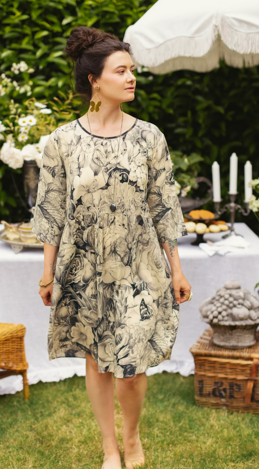 Honey & The Moon Artist Dress