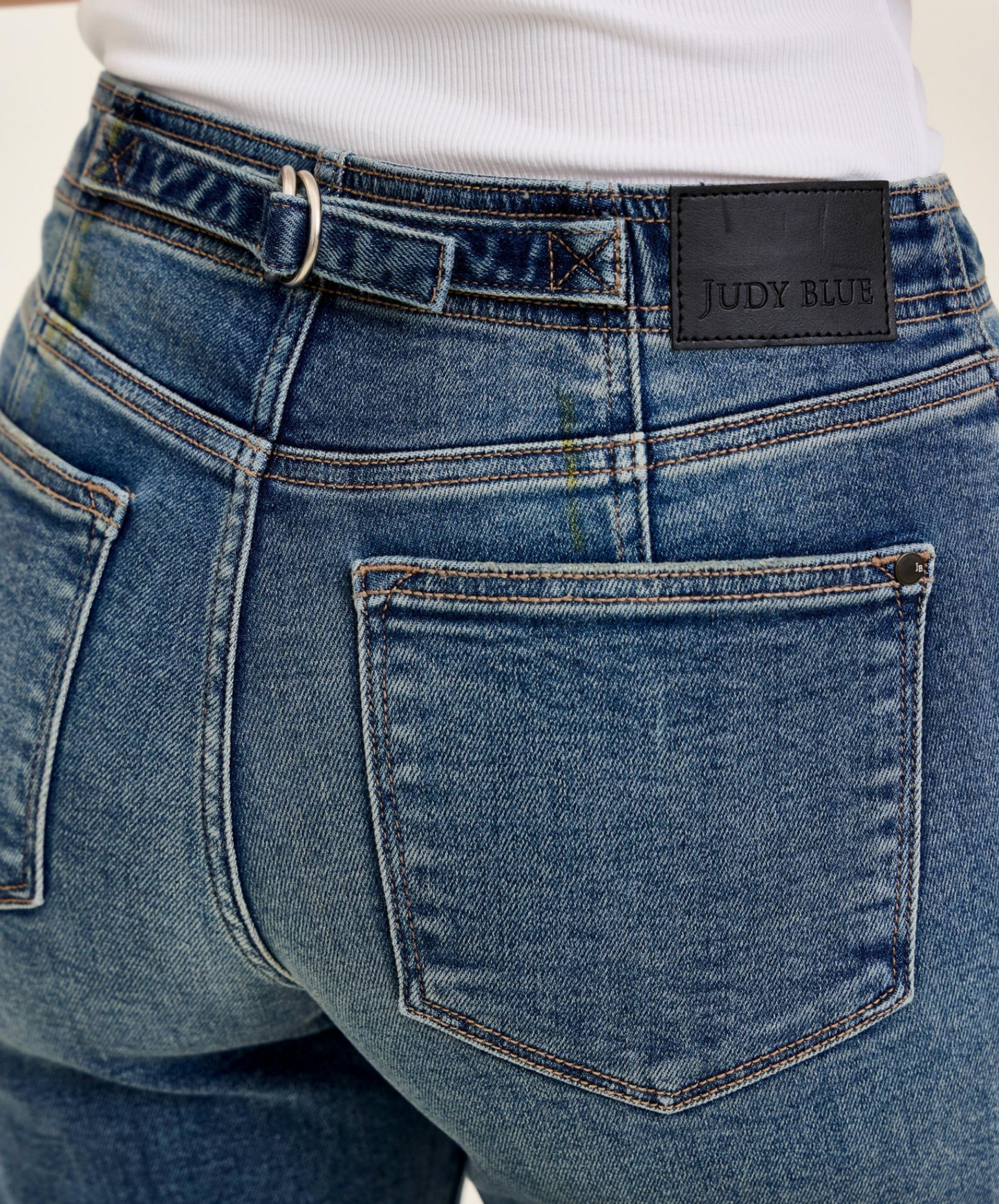 Lizzie Boyfriend Jeans with Adjustable Back Tab + Hollywood Waist { Reg }