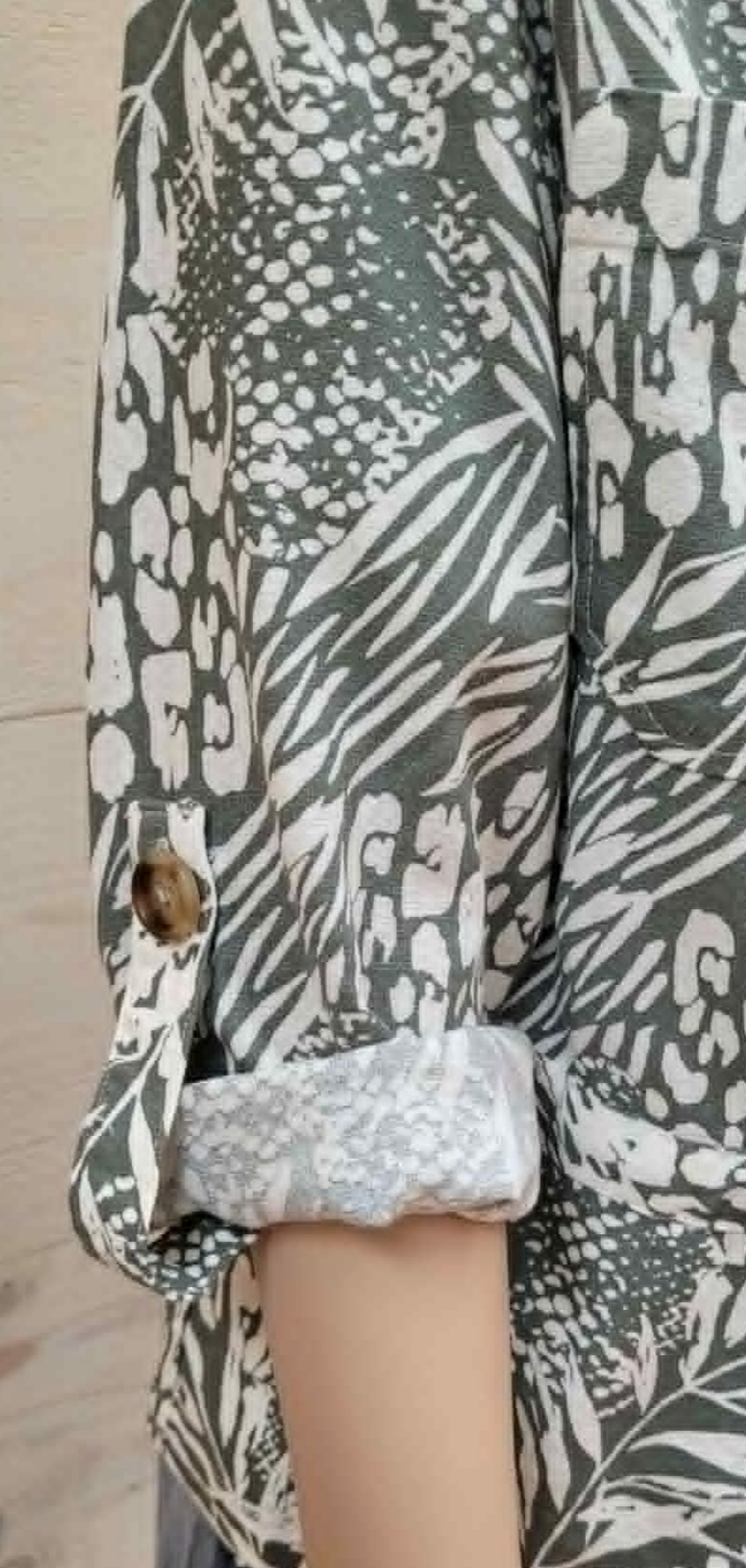 Palm 3/4 Sleeve Jacket Shirt