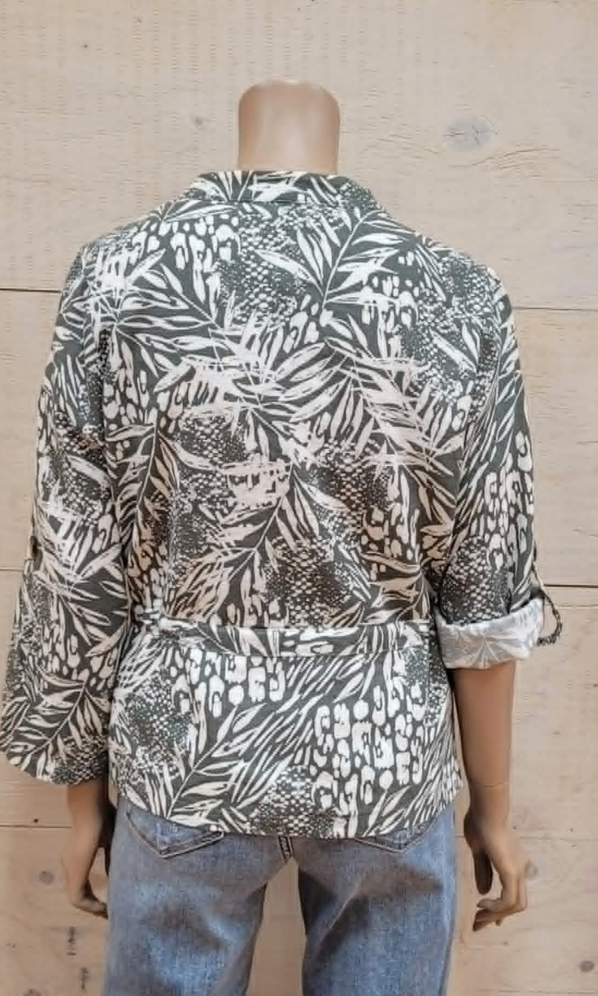 Palm 3/4 Sleeve Jacket Shirt