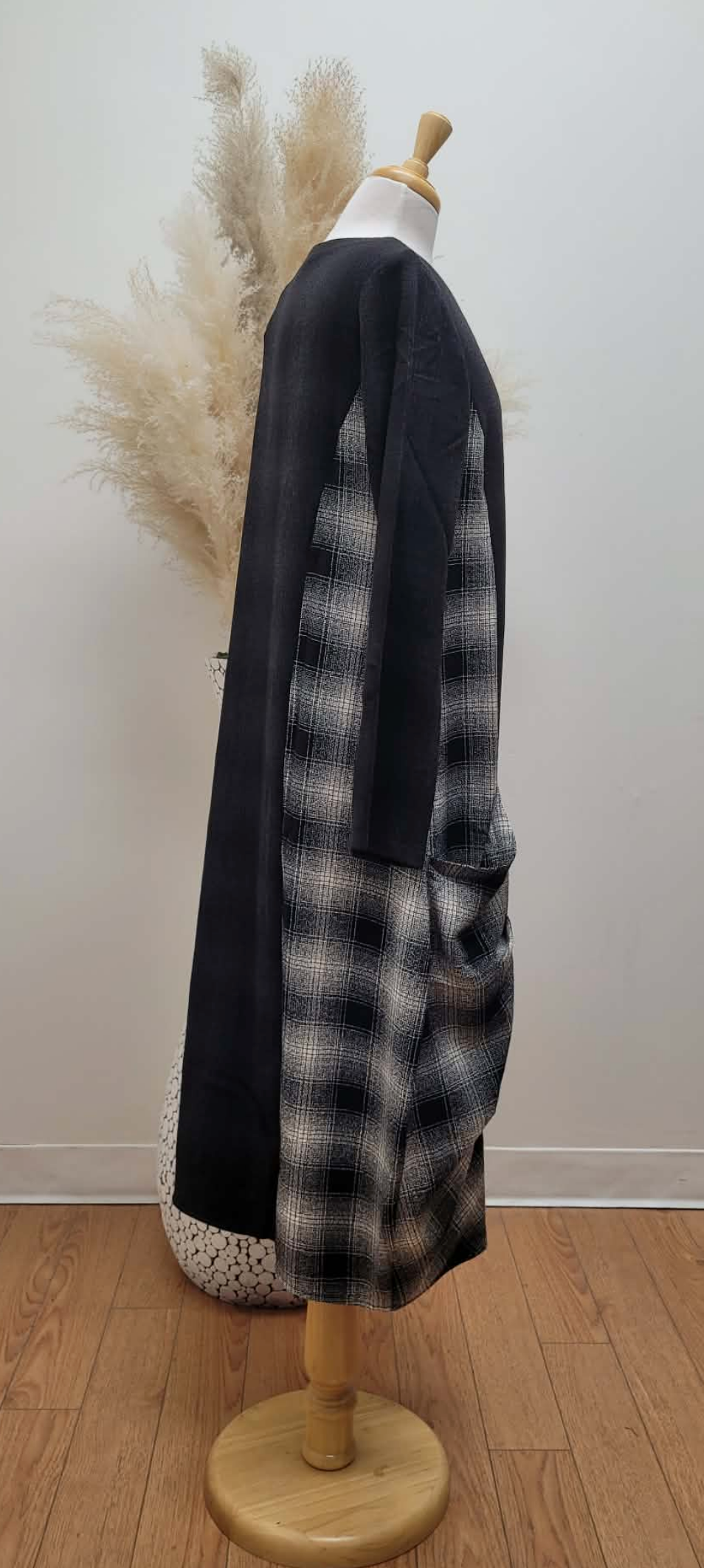 Balloon Dress ~ Anthracite/Ecru Plaid