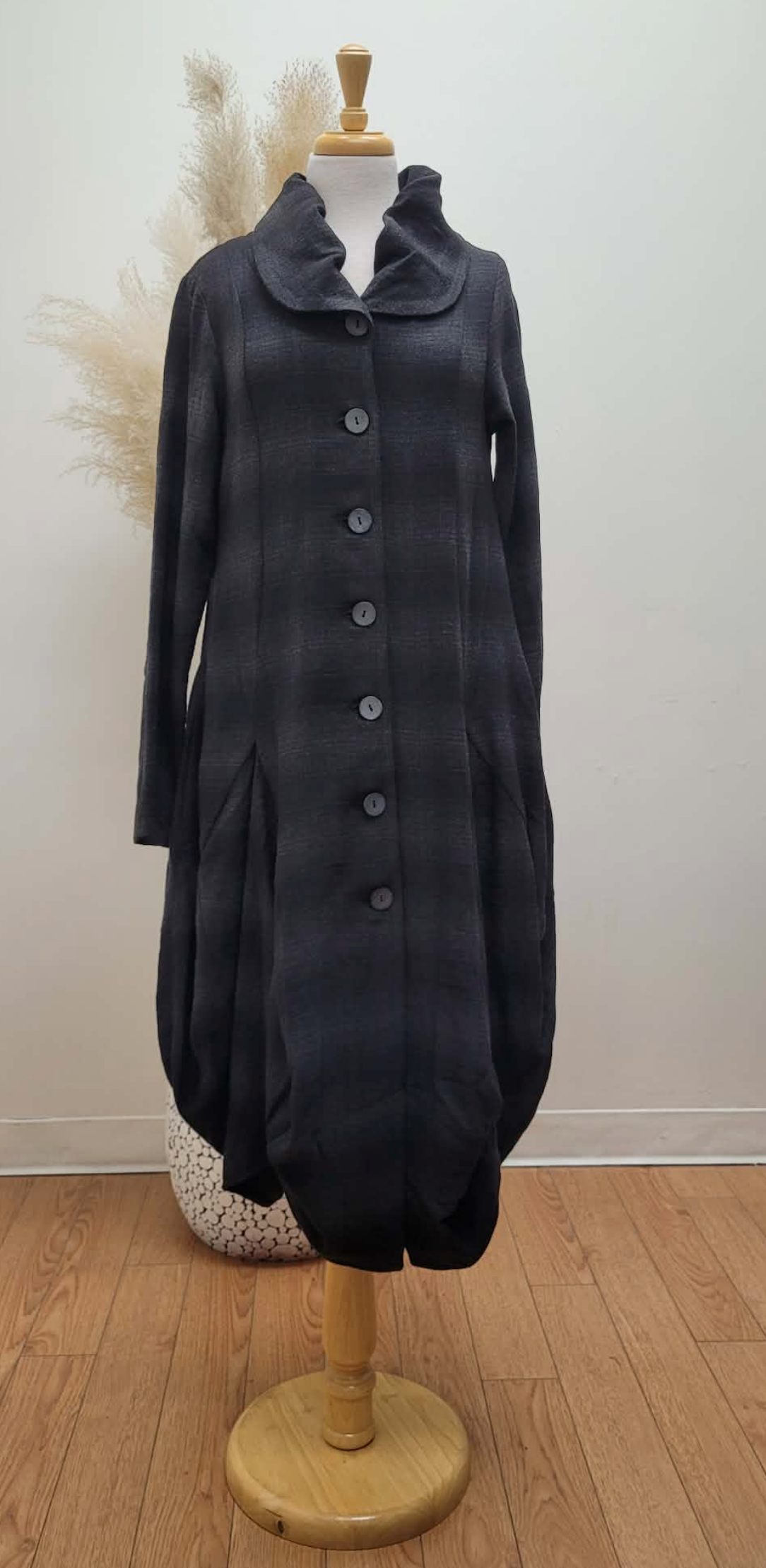 Long Balloon Bottom Jacket ~ Antharcite Plaid