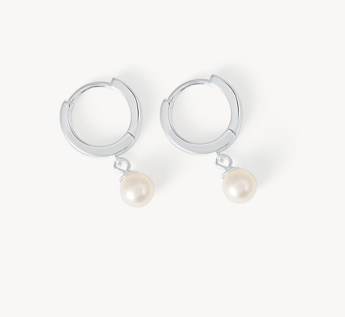 Pearl Drop Earrings ~ 2 Colours