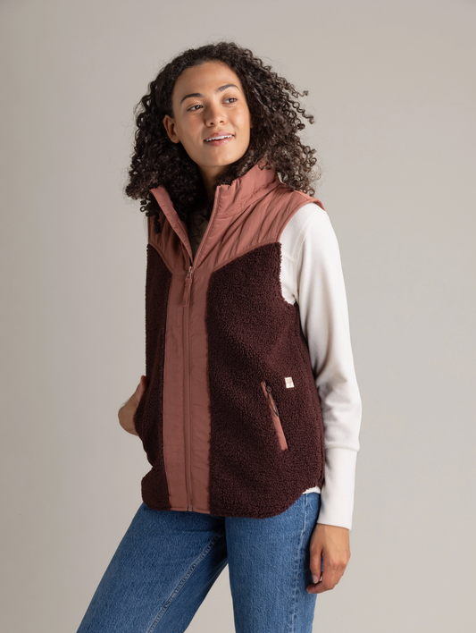 Dela Vest