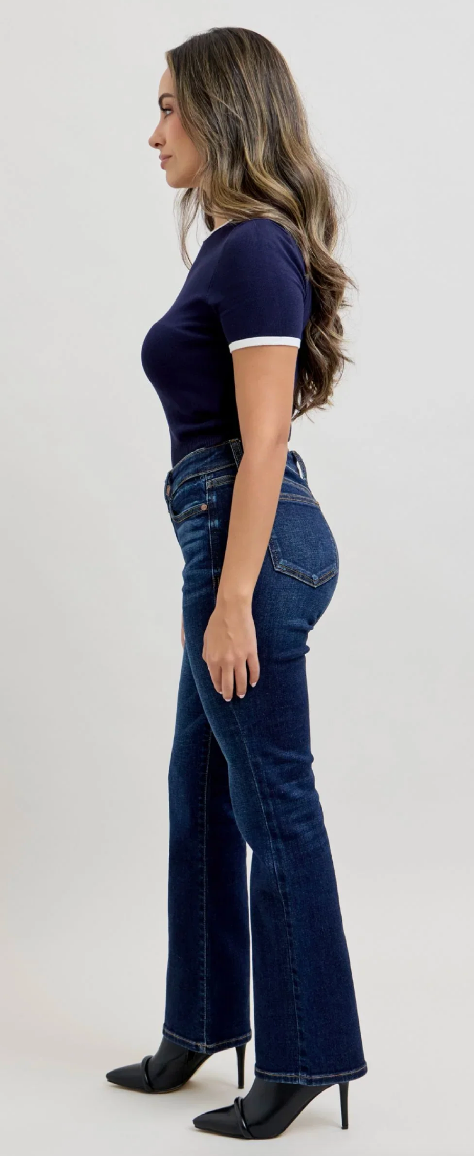 Dawn Petite Bootcut { Reg }