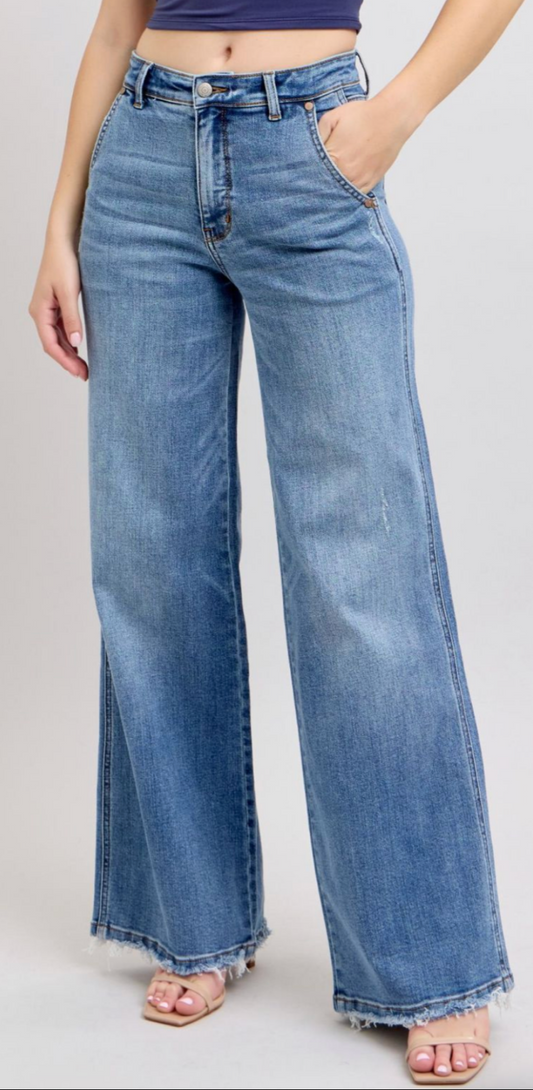 Kerri Retro Wide Fit { Reg }