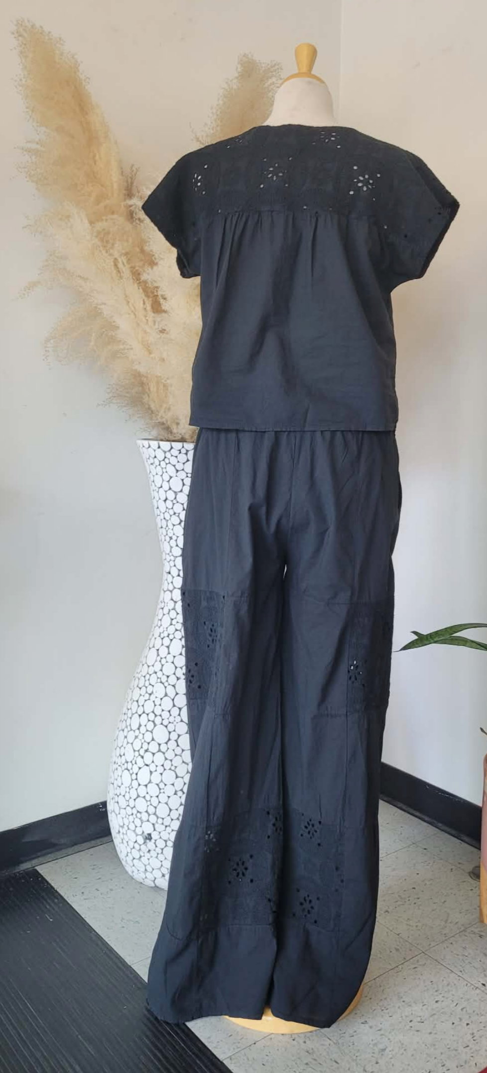 Cassie Woven Top ~ Black