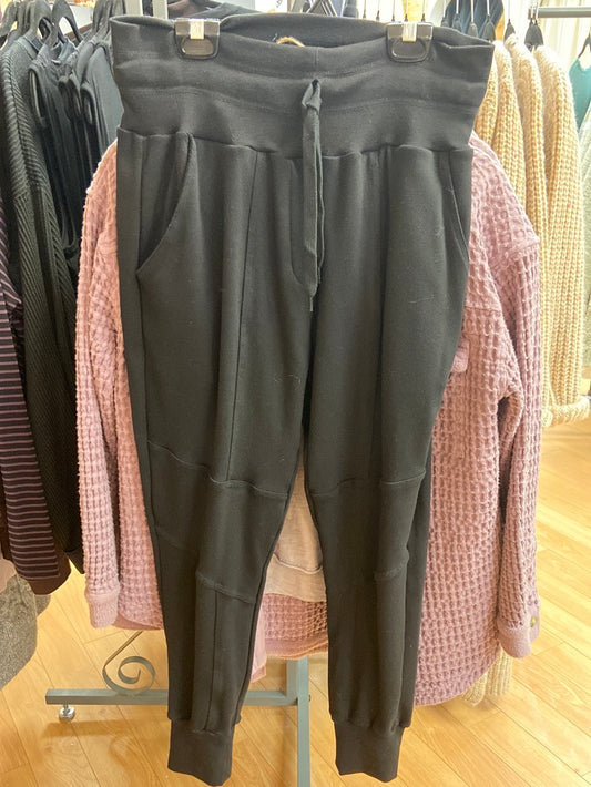Joggers - Black ~ Size L