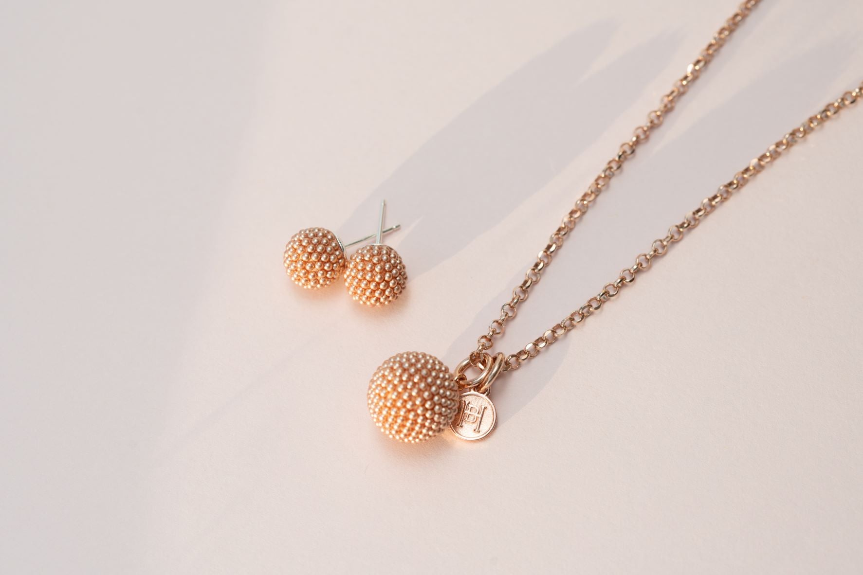 Rose Gold Pearl Sparkle Ball™ Collection